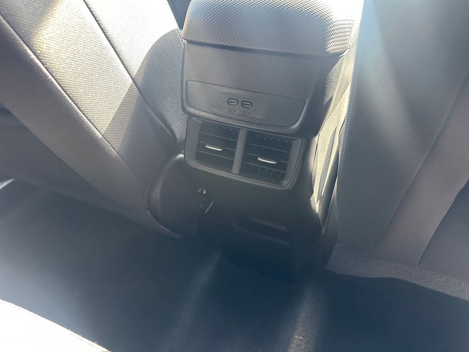 Used 2025 Chevrolet Equinox LT image 23