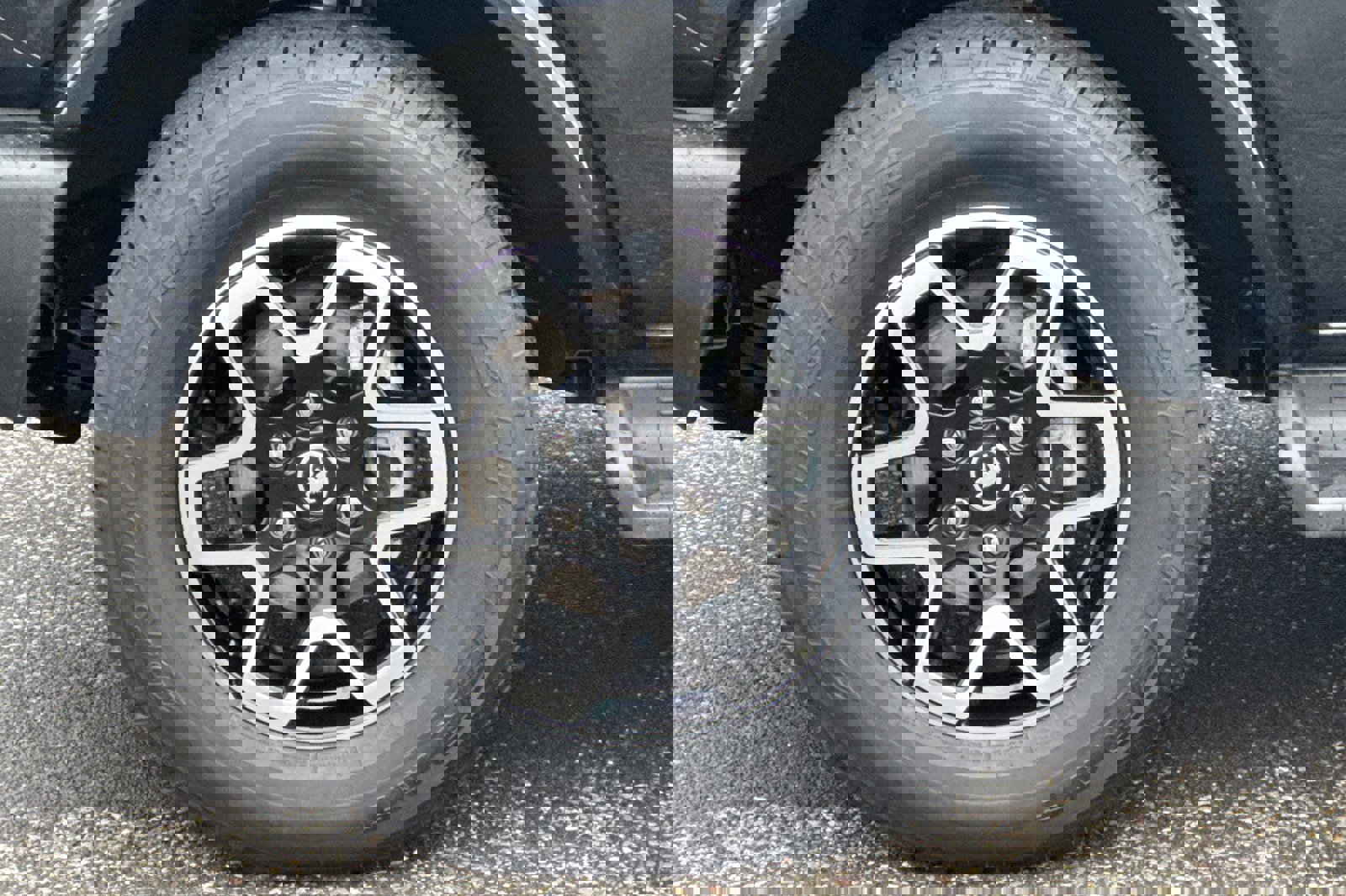 Certified 2025 Ford Bronco Outer Banks image 28