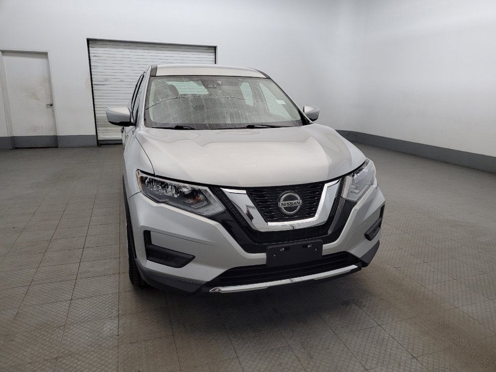 Used 2019 Nissan Rogue S image 14