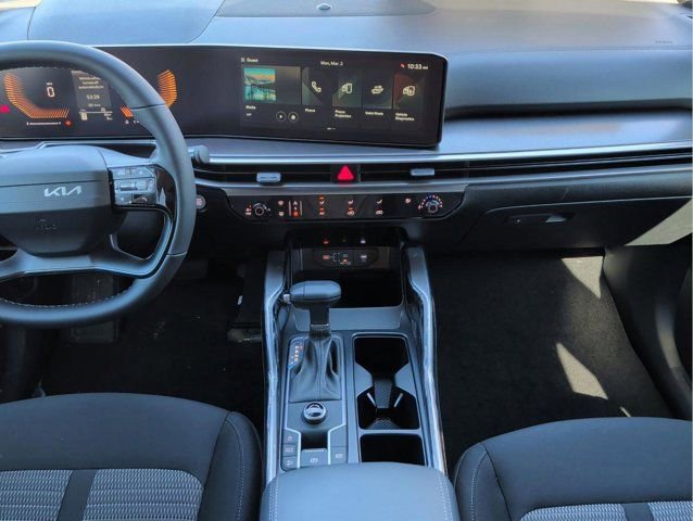 New 2026 Kia Sorento LX FWD image 17