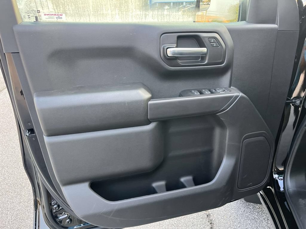 New 2026 Chevrolet Silverado 1500 Custom AWD/4WD image 16