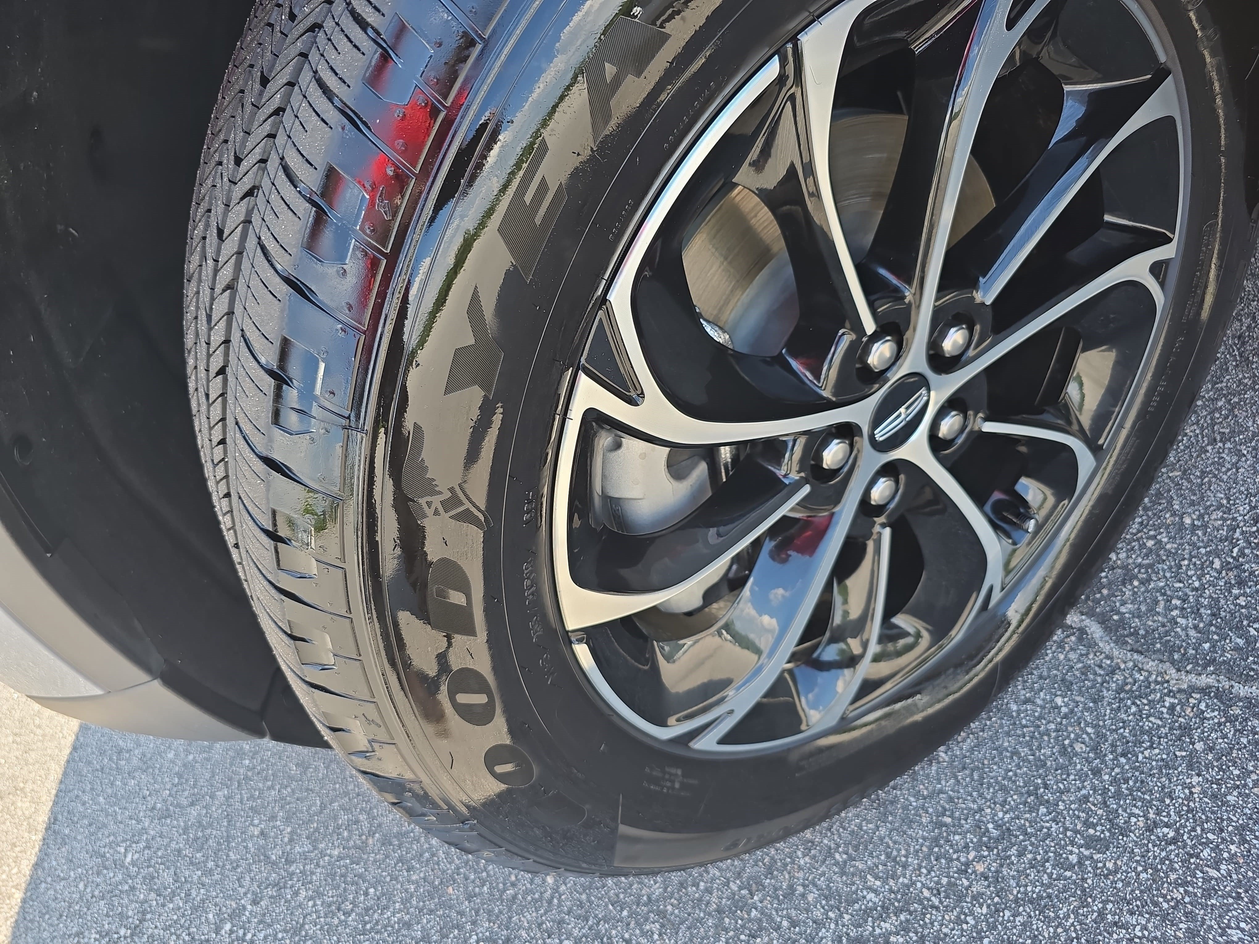 Used 2026 Lincoln Nautilus Premier w/ Equipment Group 102A AWD/4WD image 32