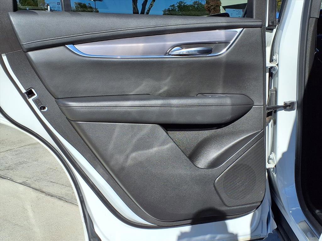 Certified 2022 Cadillac XT6 Luxury image 17