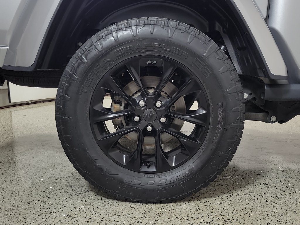 Used 2021 Jeep Gladiator Overland AWD/4WD image 5
