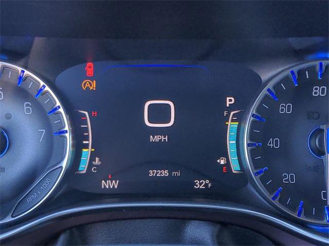 Certified 2020 Chrysler Pacifica Limited FWD image 35