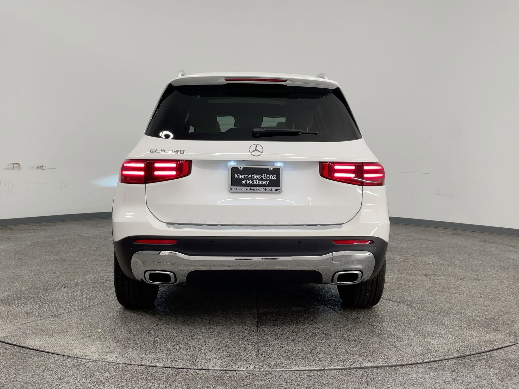 Certified 2026 Mercedes-Benz GLB 250 image 9