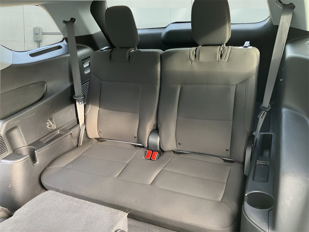 Used 2022 Ford Explorer XLT image 34