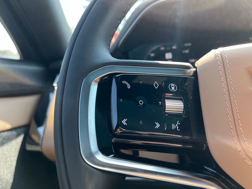 New 2026 Land Rover Range Rover Sport SE image 12