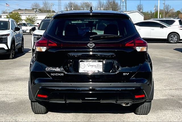 Certified 2024 Nissan Kicks SV image 6