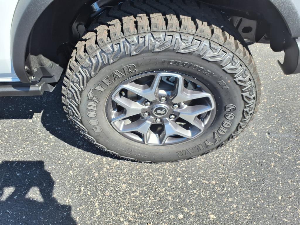New 2025 Ford Bronco Badlands image 5