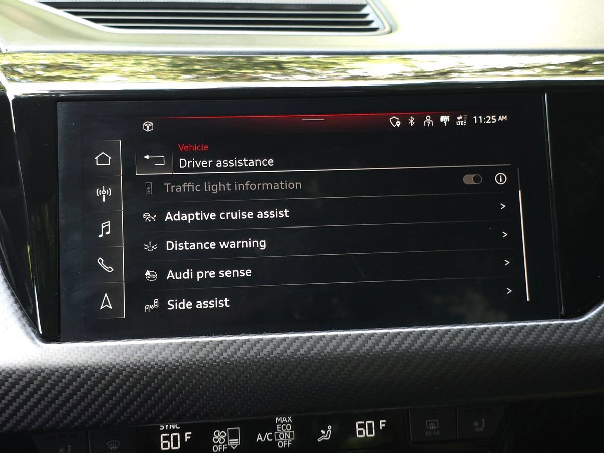 Used 2022 Audi RS e-tron GT w/ Carbon Performance Package AWD/4WD image 51