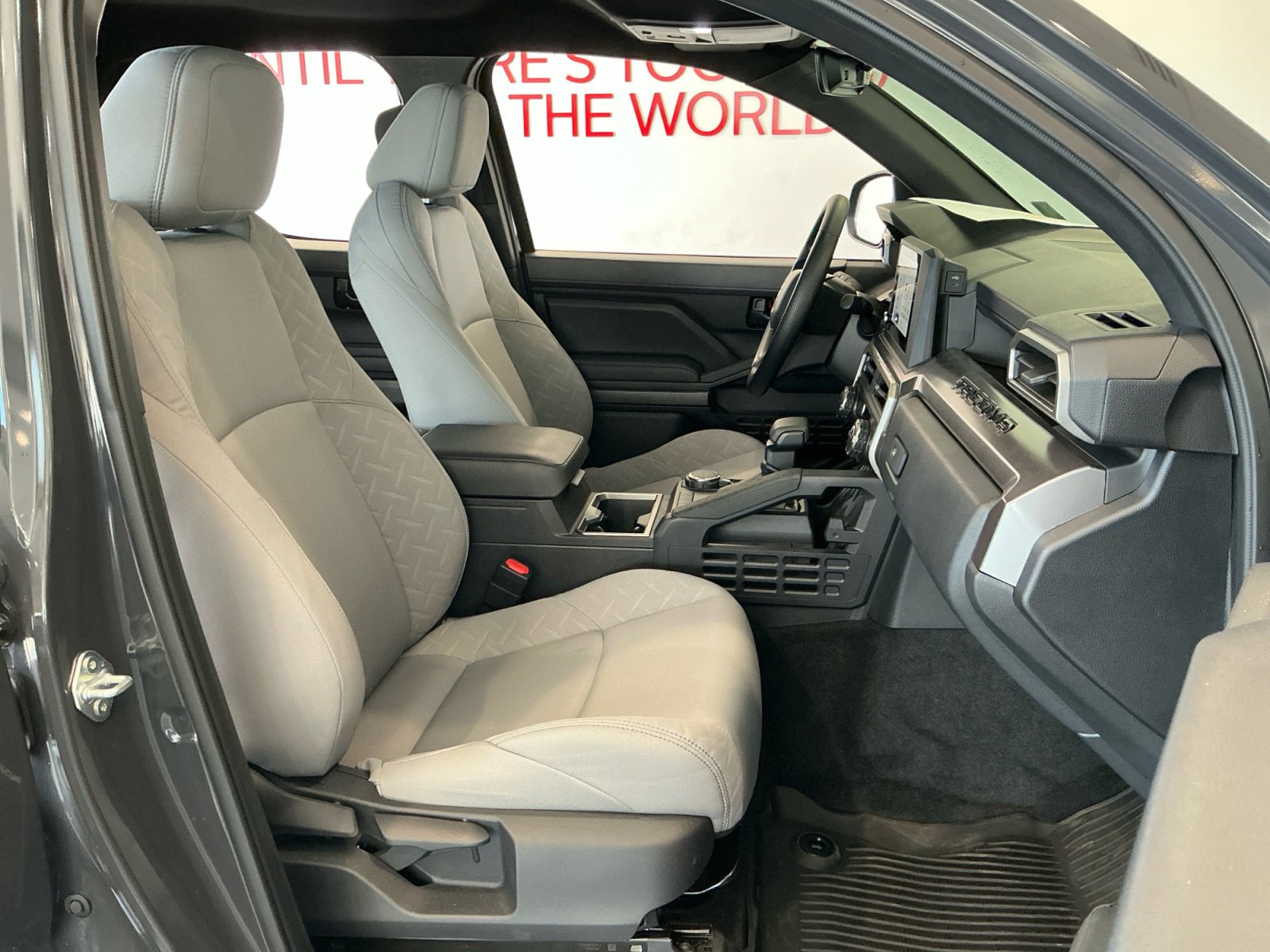 Certified 2025 Toyota Tacoma SR5 image 19