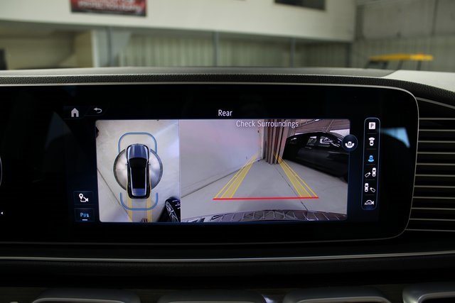 Used 2024 Mercedes-Benz GLE 450e 4MATIC w/ Warmth & Comfort Package image 30