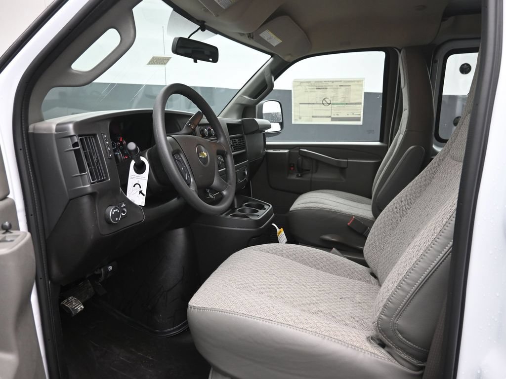 New 2026 Chevrolet Express 2500 Extended w/ Driver Convenience Package RWD image 15