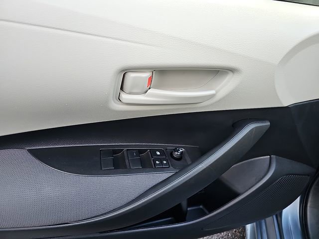 Used 2024 Toyota Corolla LE image 12