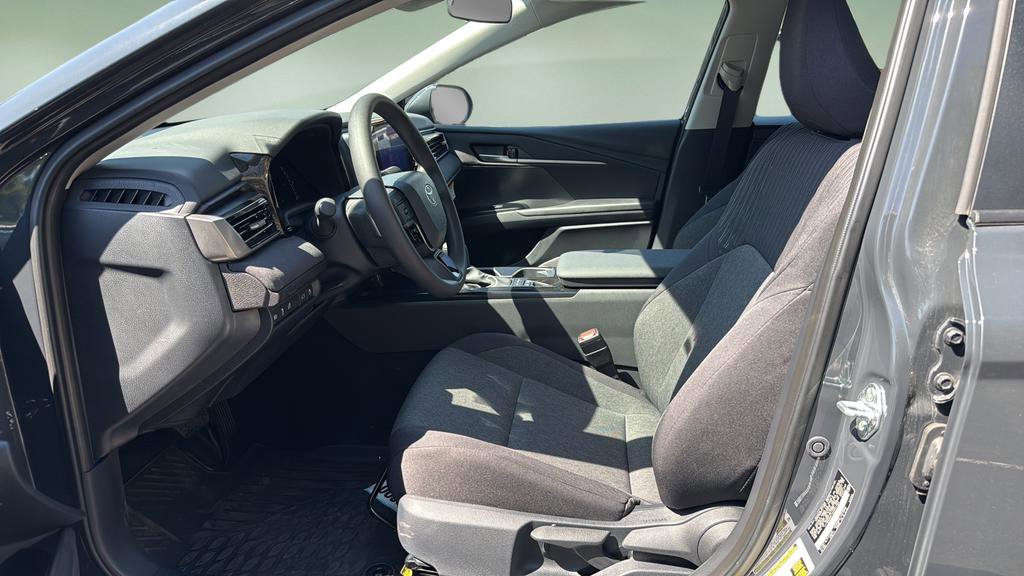 Certified 2025 Toyota Camry LE image 11