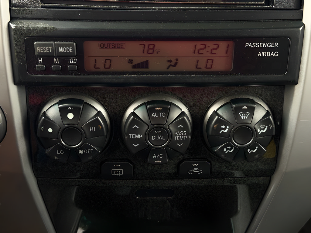 Used 2005 Toyota 4Runner Limited AWD/4WD image 25