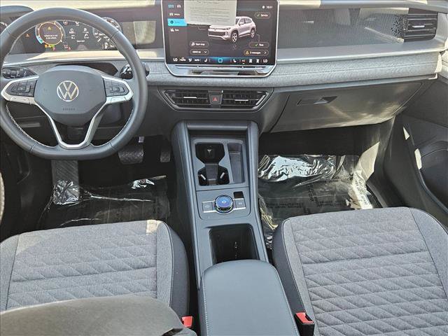 Used 2026 Volkswagen Tiguan S FWD image 16