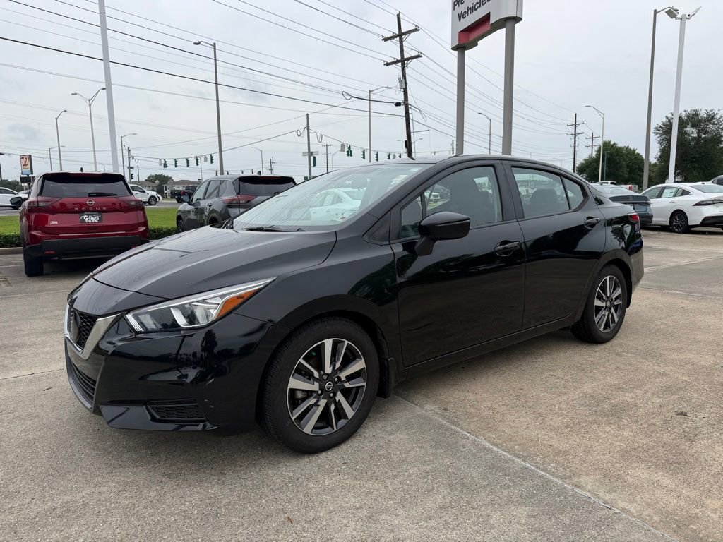 Used 2020 Nissan Versa SV FWD image 1