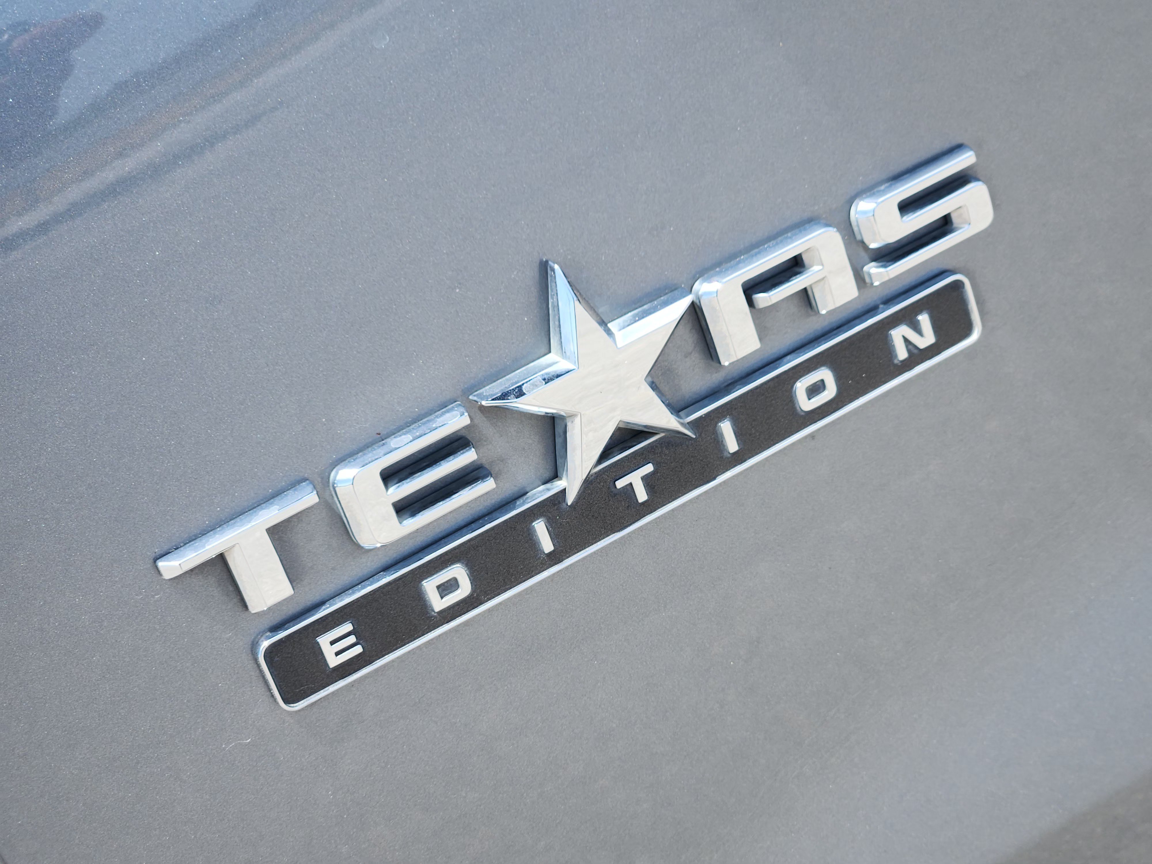 Used 2020 Chevrolet Silverado 1500 RST AWD/4WD image 13