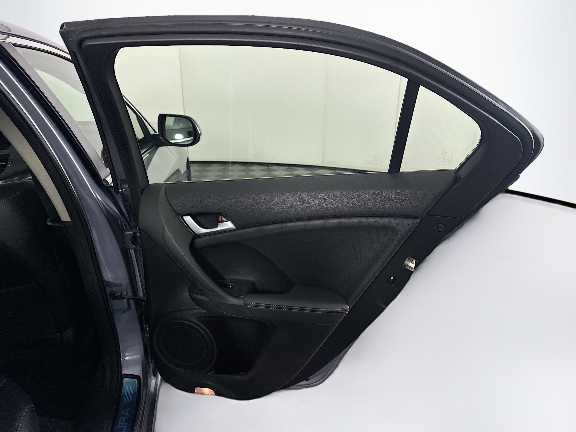 Used 2012 Acura TSX Sedan image 30