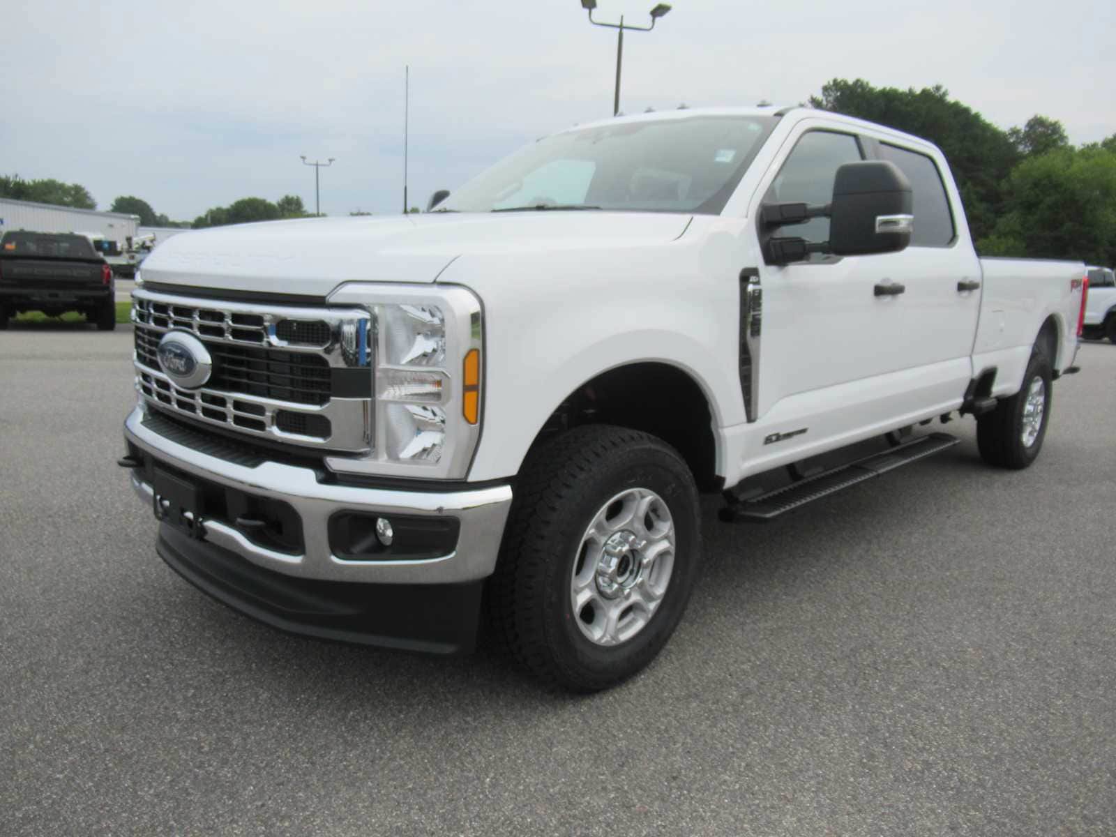 New 2026 Ford F250 XLT AWD/4WD image 1