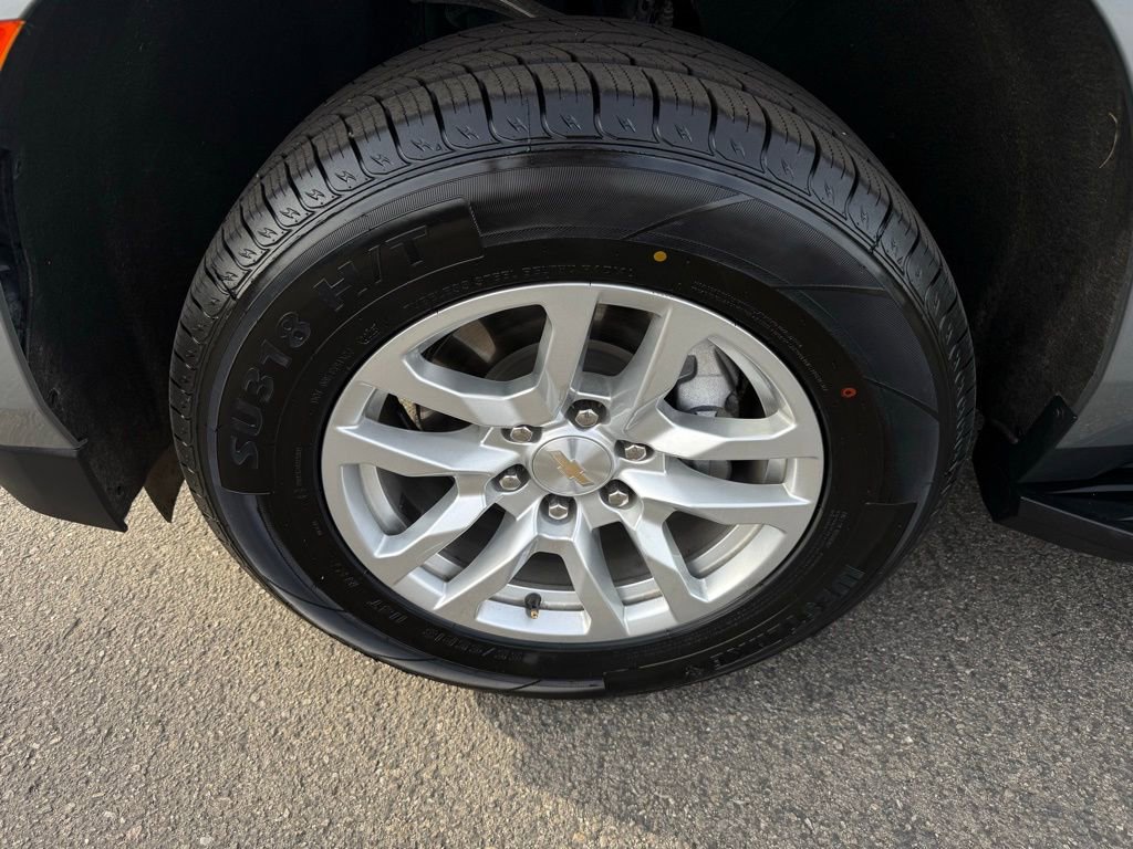 Used 2024 Chevrolet Tahoe LT RWD image 9
