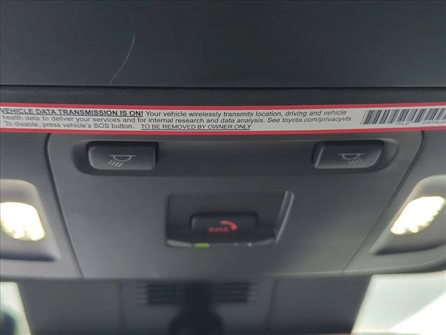 Used 2025 Toyota Camry SE FWD image 19