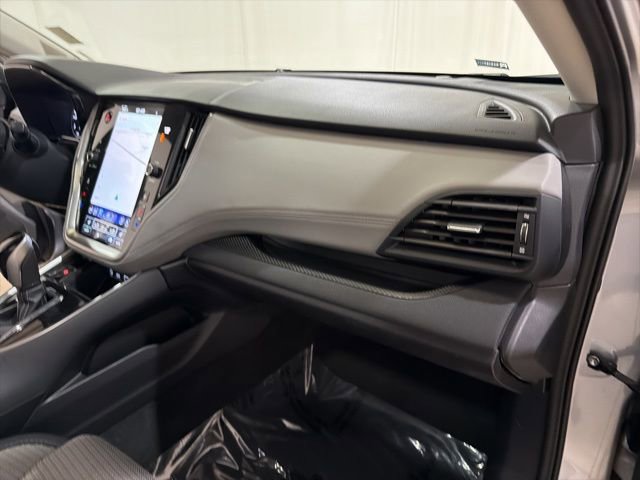 Used 2025 Subaru Outback Premium image 23