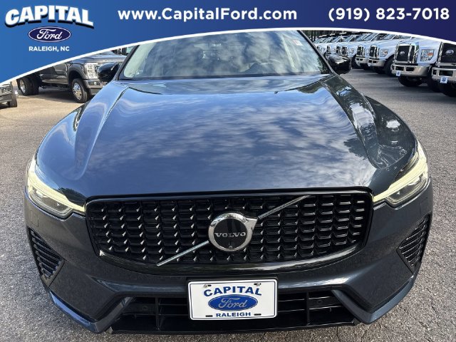 Used 2025 Volvo XC60 B5 Plus w/ Protection Package Premier AWD/4WD image 10