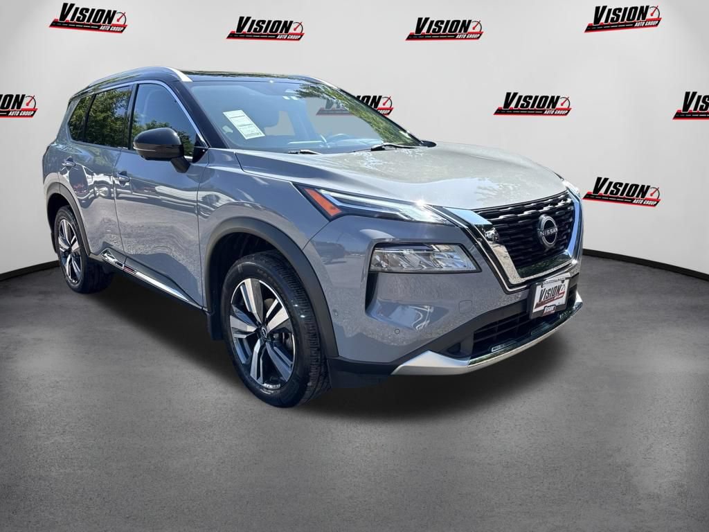 Certified 2023 Nissan Rogue Platinum w/ Platinum Premium Package AWD/4WD image 3