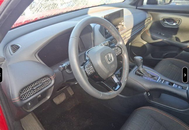 Used 2023 Honda HR-V Sport image 2
