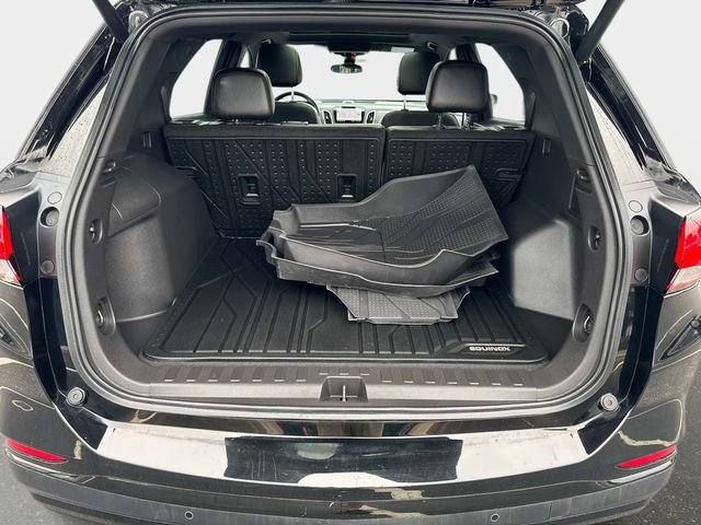 Used 2024 Chevrolet Equinox RS w/ RS Leather Package AWD/4WD image 5