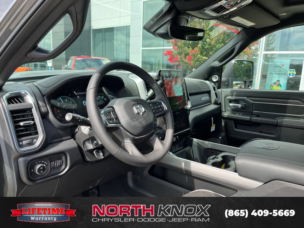 New 2026 RAM 2500 Laramie AWD/4WD image 5