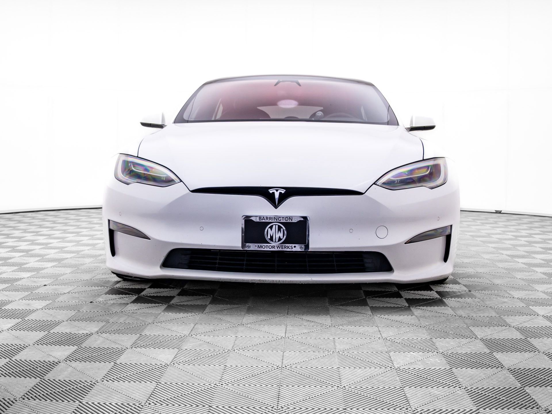 Used 2021 Tesla Model S Plaid image 8