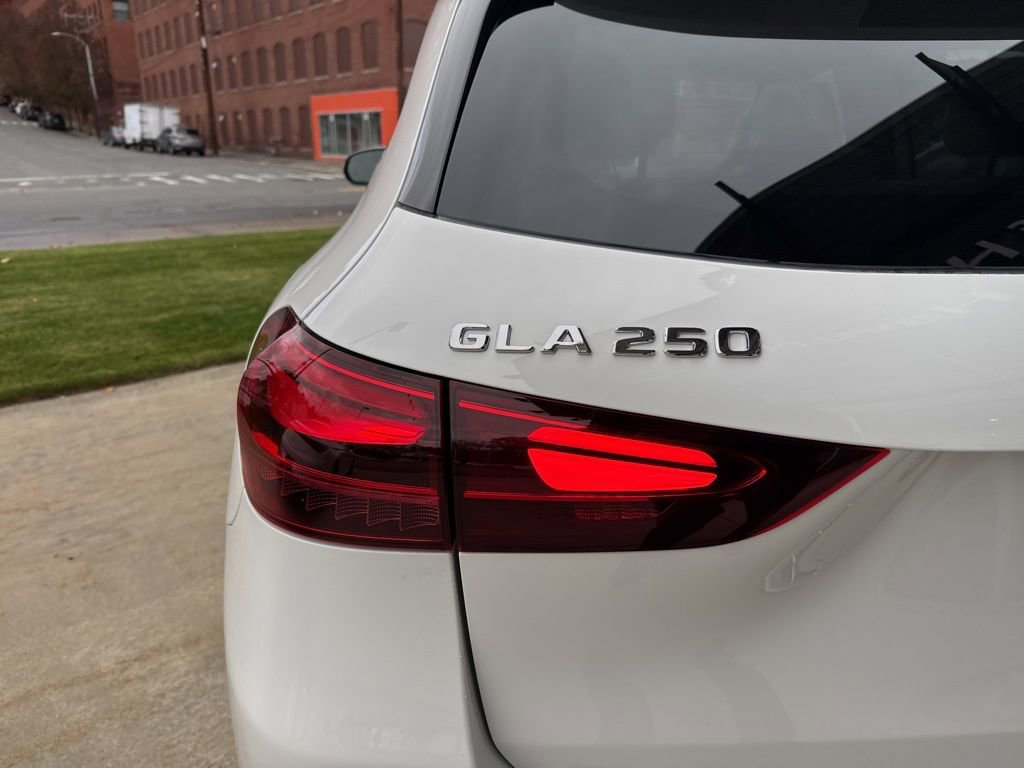 New 2026 Mercedes-Benz GLA 250 4MATIC image 8