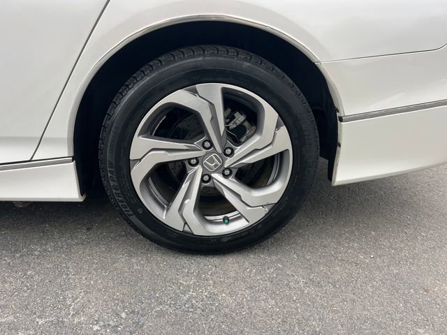 Used 2018 Honda Accord EX image 33
