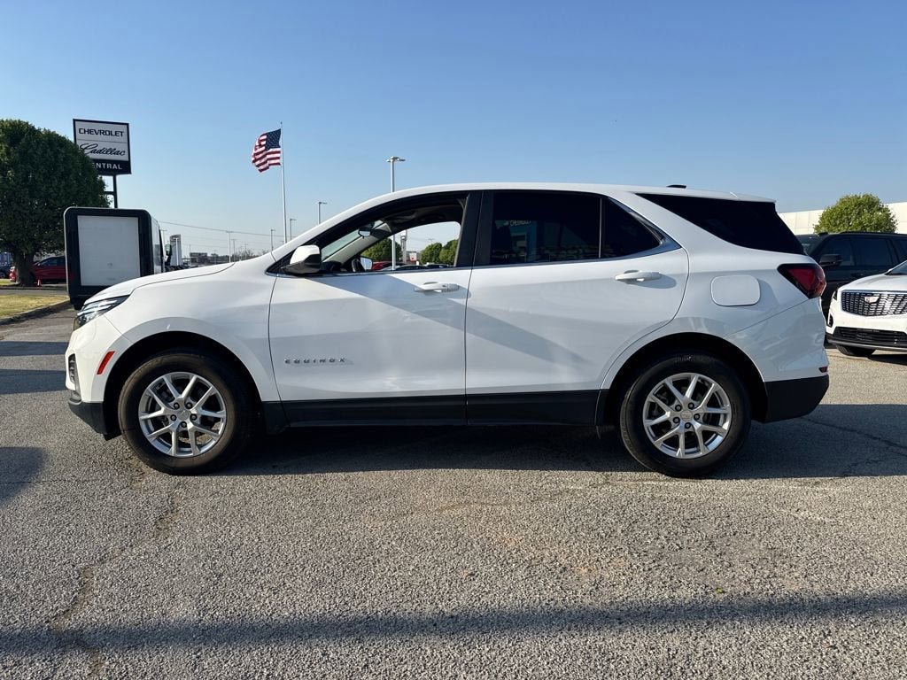 Used 2024 Chevrolet Equinox LT AWD/4WD image 3
