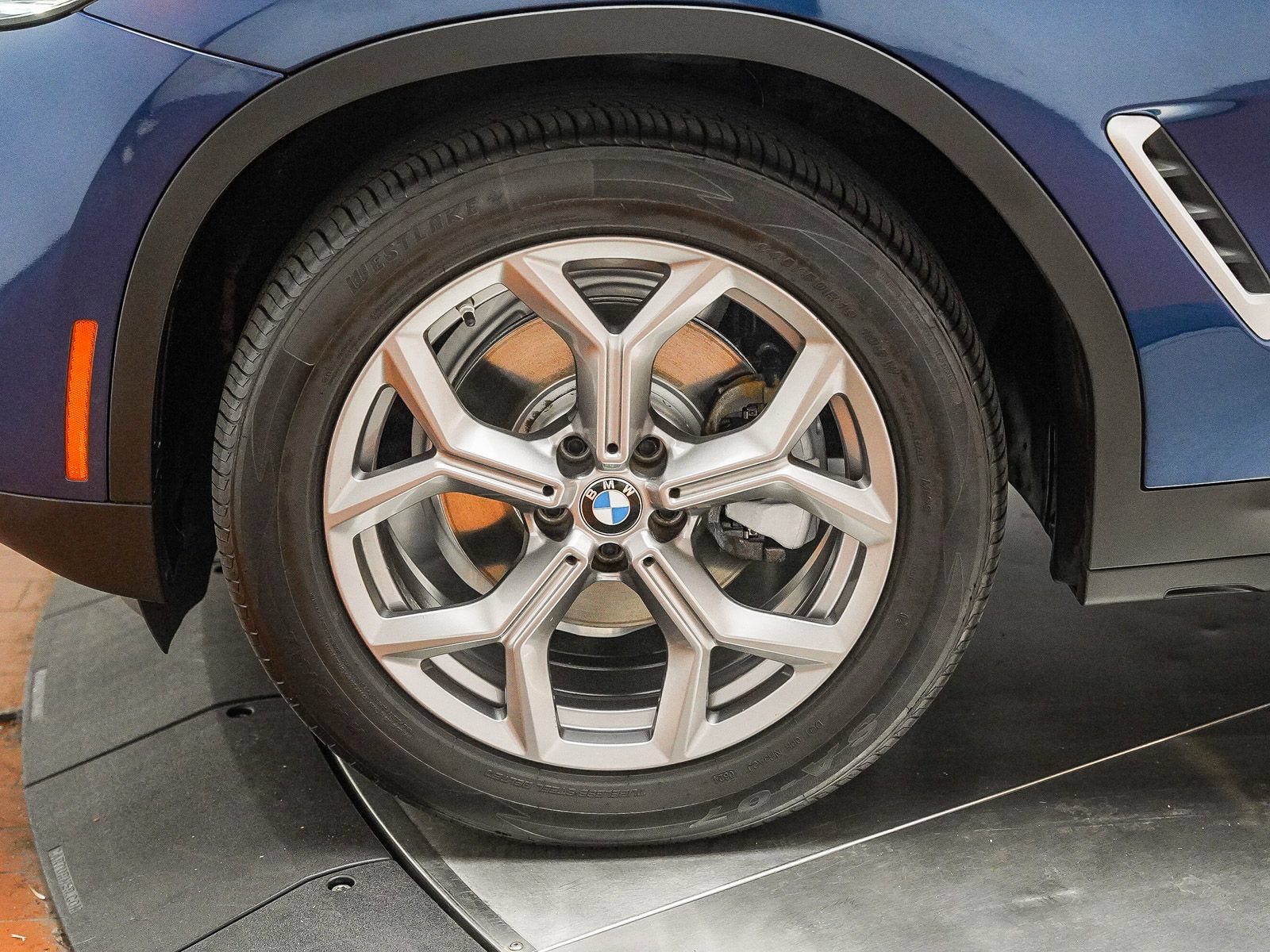 Used 2022 BMW X3 sDrive30i w/ Premium Package 2 RWD image 12