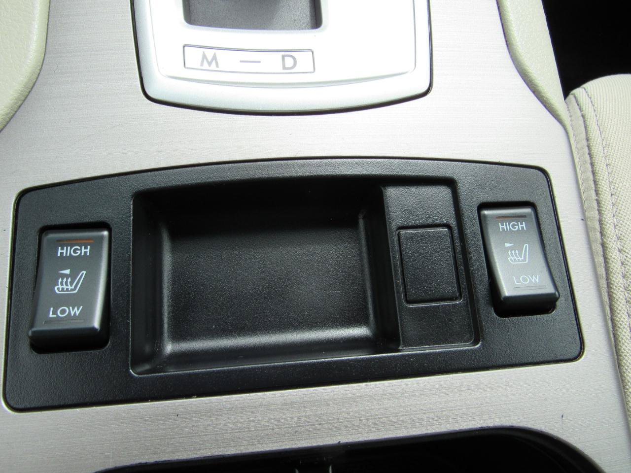 Used 2013 Subaru Outback 2.5i Premium w/ Popular Pkg 1B AWD/4WD image 18