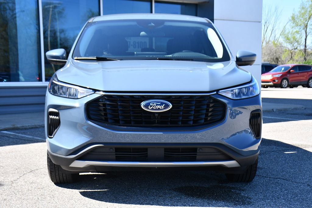 Used 2023 Ford Escape Active w/ Tech Pack #2 AWD/4WD image 10