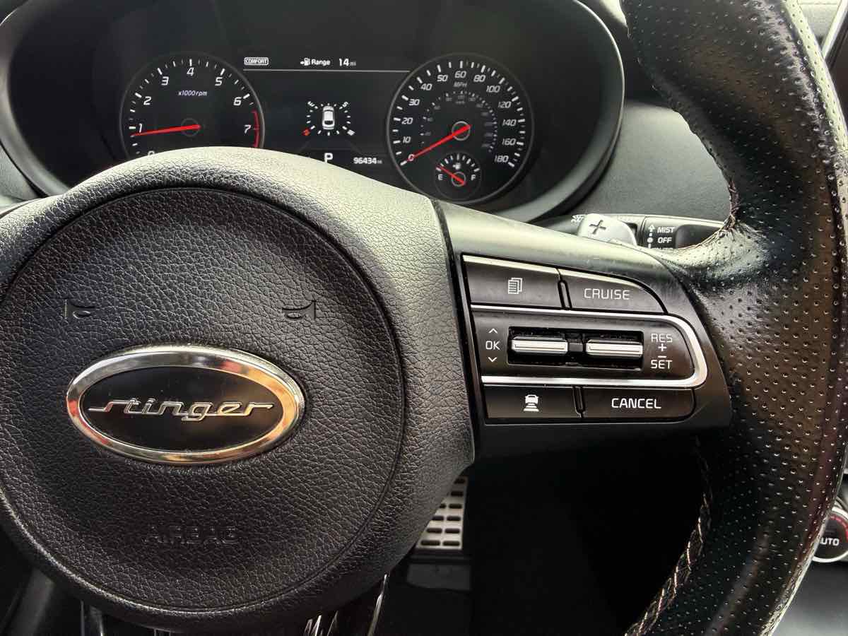 Used 2019 Kia Stinger GT1 image 21