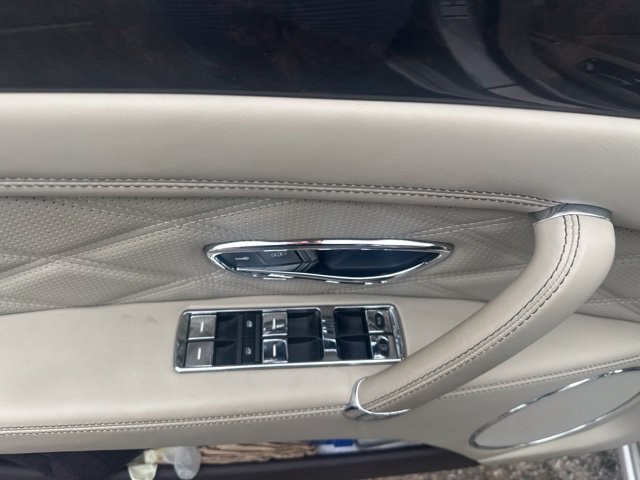 Used 2014 Bentley Flying Spur W12 AWD/4WD image 10