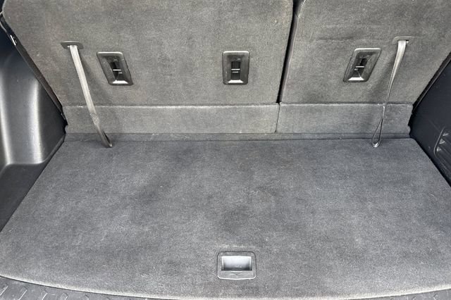 Used 2020 Chevrolet Traverse RS image 17