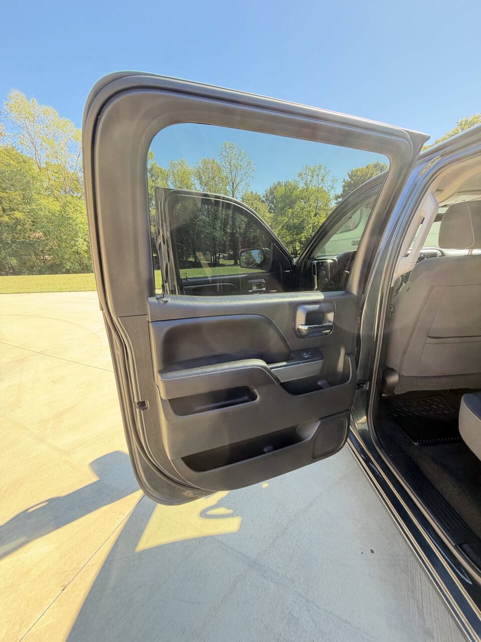 Used 2018 Chevrolet Silverado 1500 LT w/ LT Fleet Plus Package AWD/4WD image 15