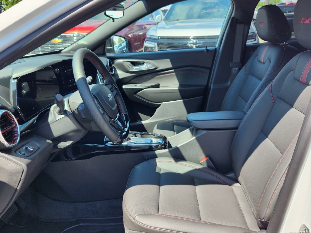 New 2026 Chevrolet Trax RS w/ Driver Confidence Package FWD image 10