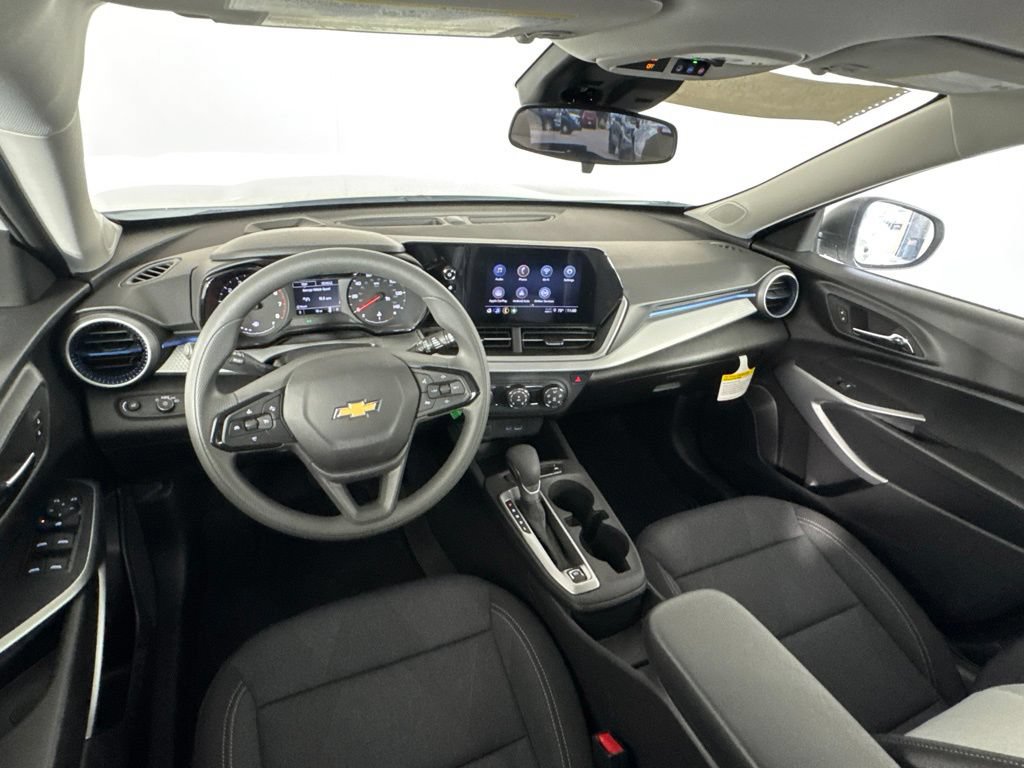 New 2026 Chevrolet Trax LS FWD image 28