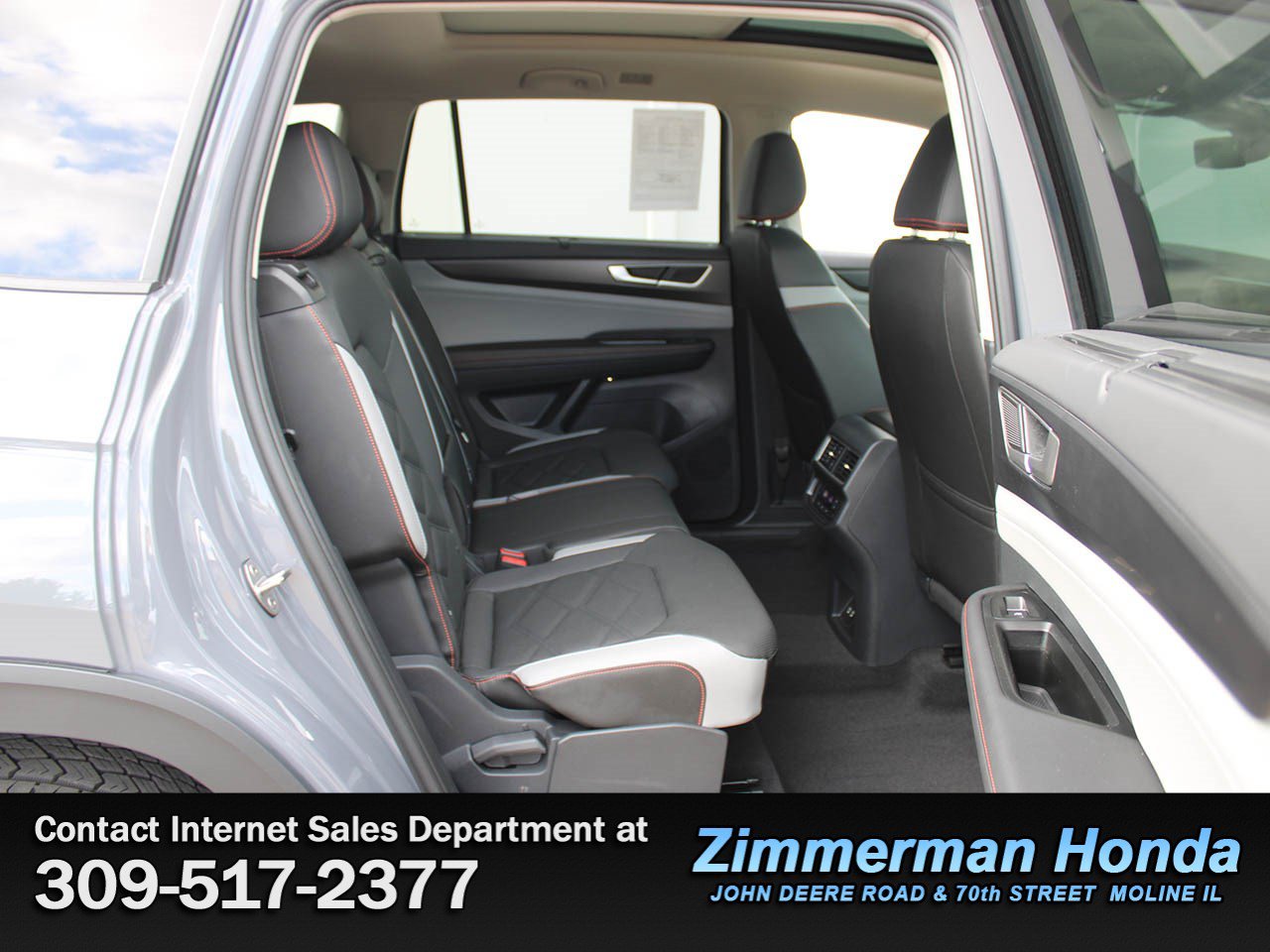 Used 2026 Volkswagen Atlas Peak Edition AWD/4WD image 9