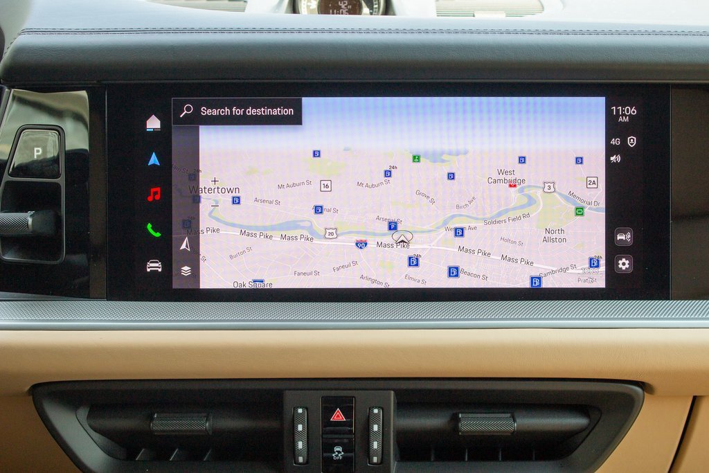 Used 2025 Porsche Cayenne w/ Premium Package Plus image 17