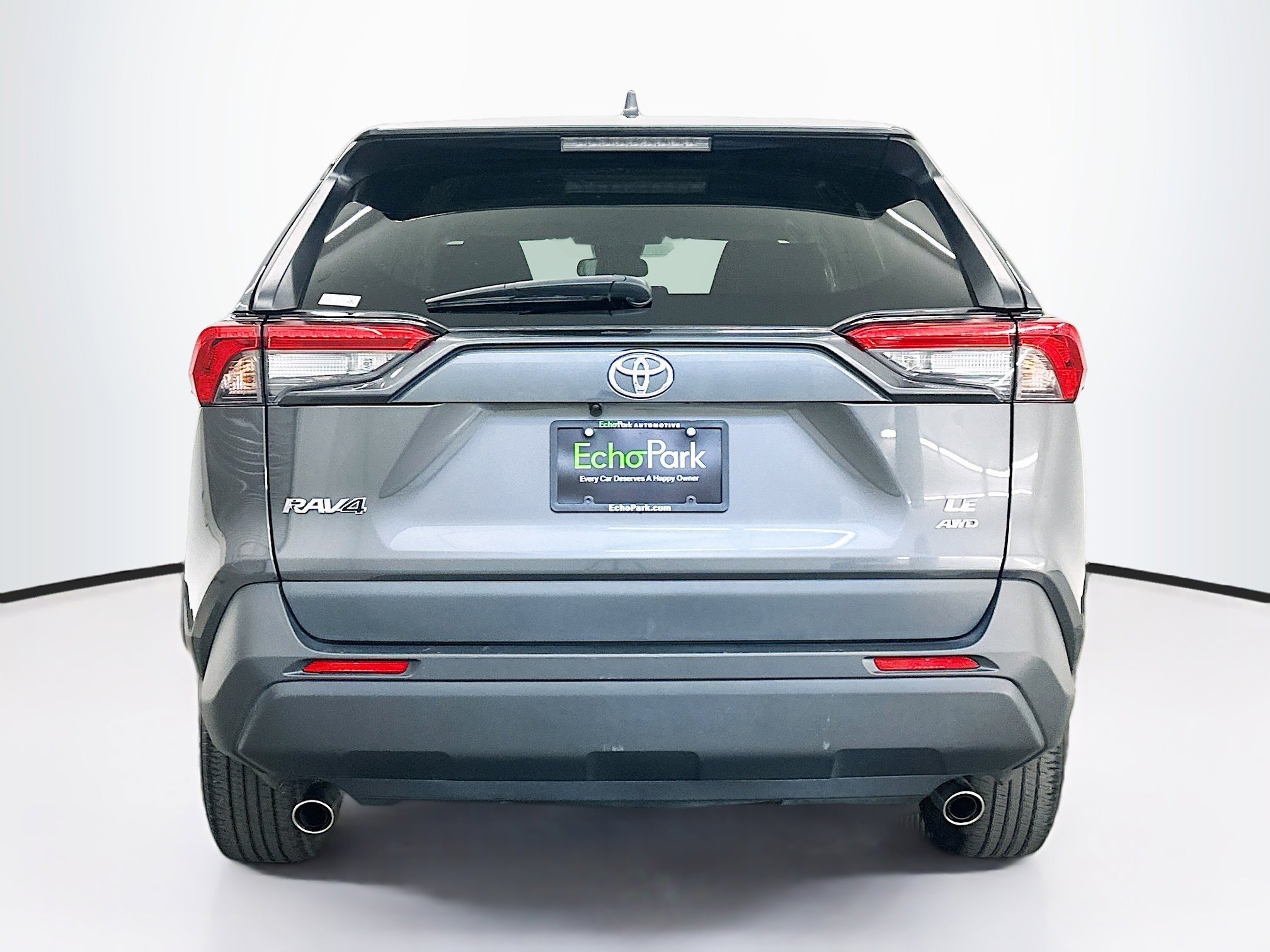 Used 2024 Toyota RAV4 LE image 7